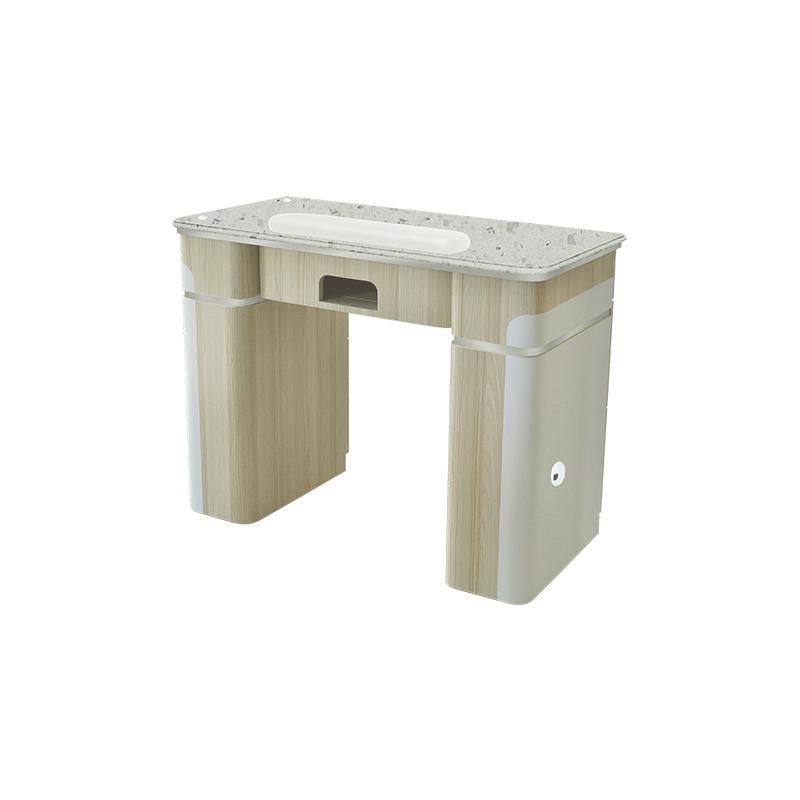 I Nail Table